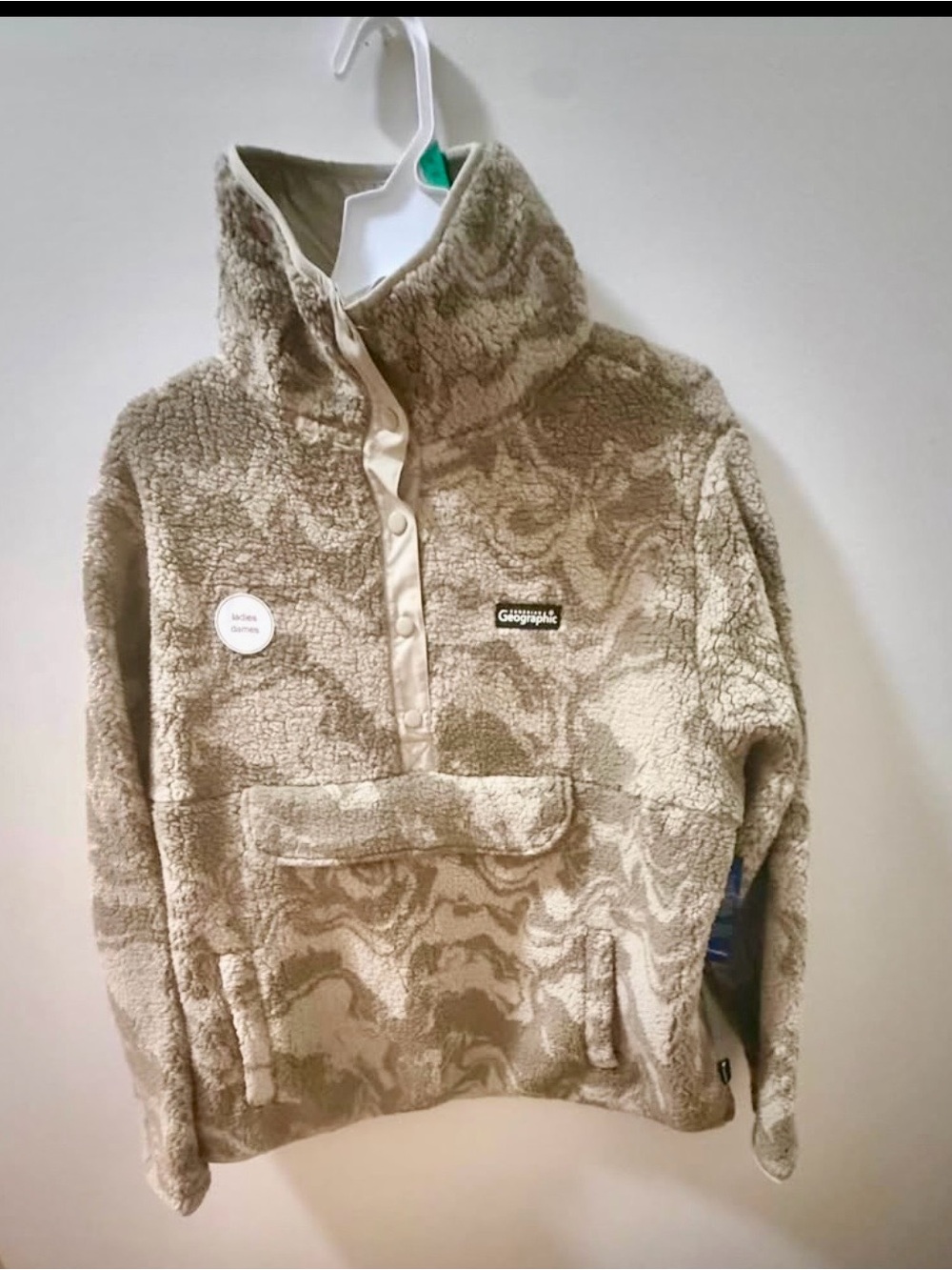 Women's Sherpa Zip Pullover in Taupe Geo Print